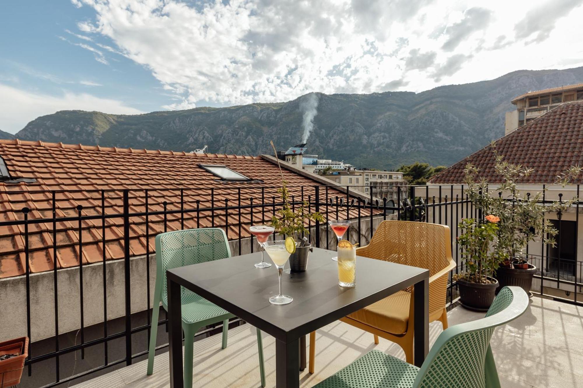 Kotor Central Point Extérieur photo